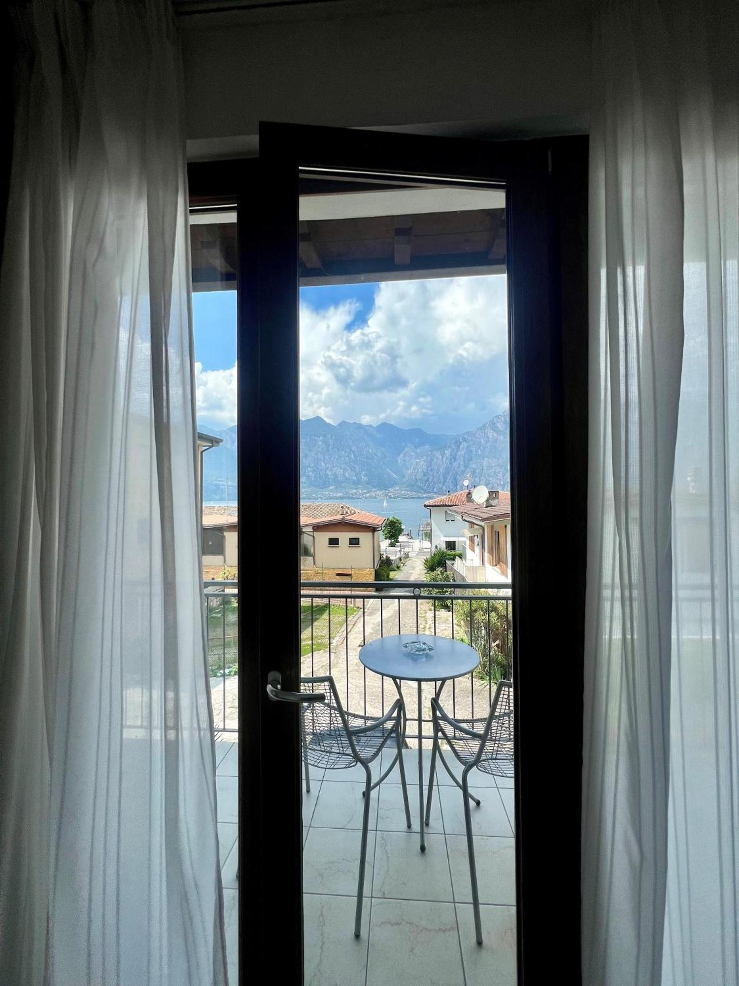 Albergo San Remo Мальчезине Экстерьер фото